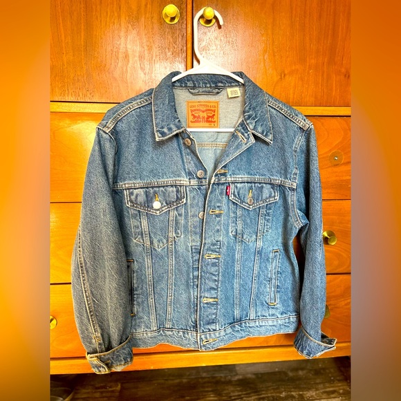 Vintage Levi’s Blue Jean Denim Trucker Jacket w/silver buttons • size Small - Picture 9 of 16